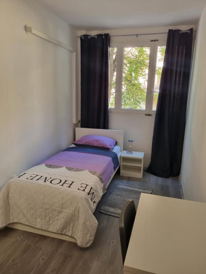 Maki Apartment พูลา ภายนอก รูปภาพ
